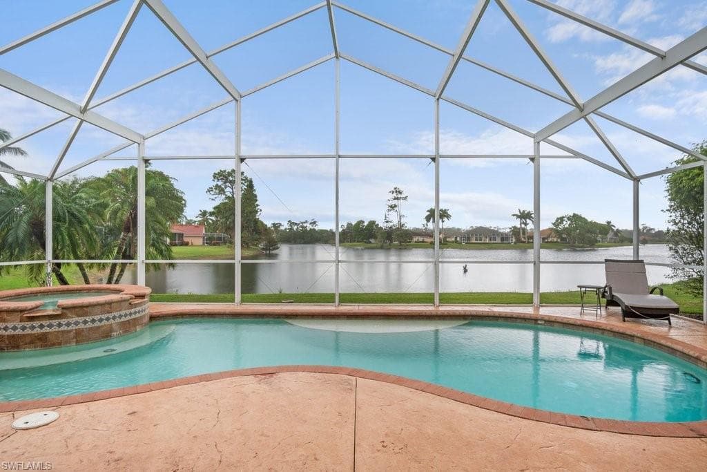 7547 Berkshire Pines DR NAPLES, FL 34104