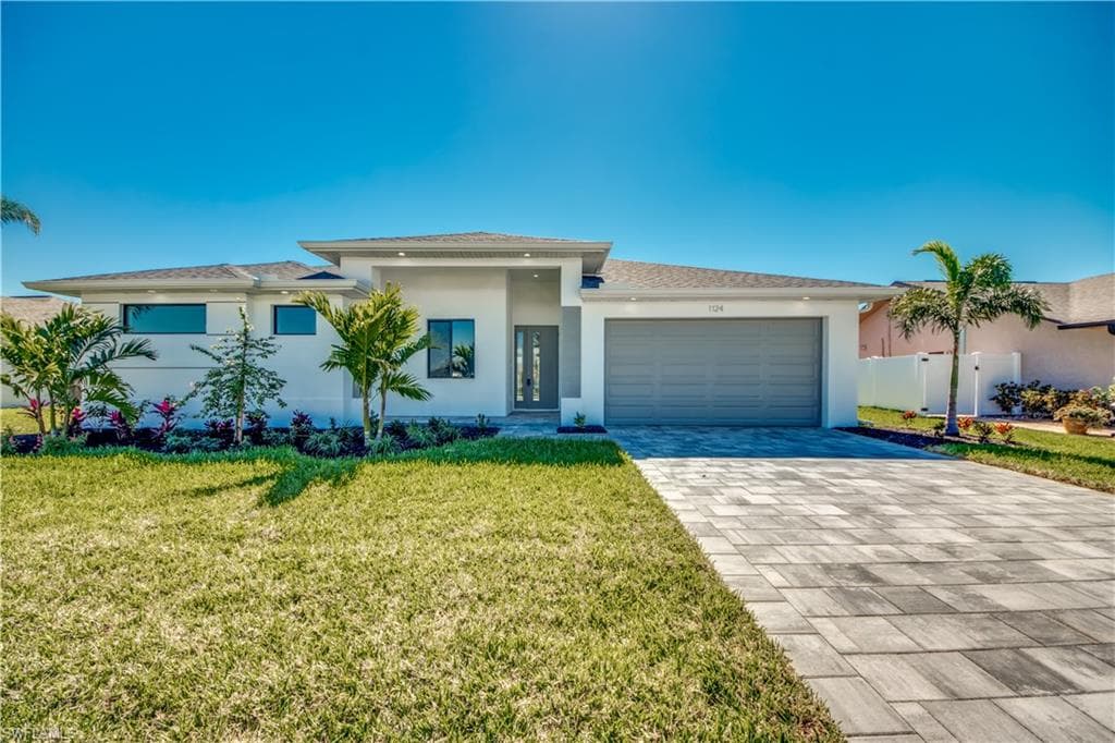 1124 SW 42nd TER CAPE CORAL, FL 33914