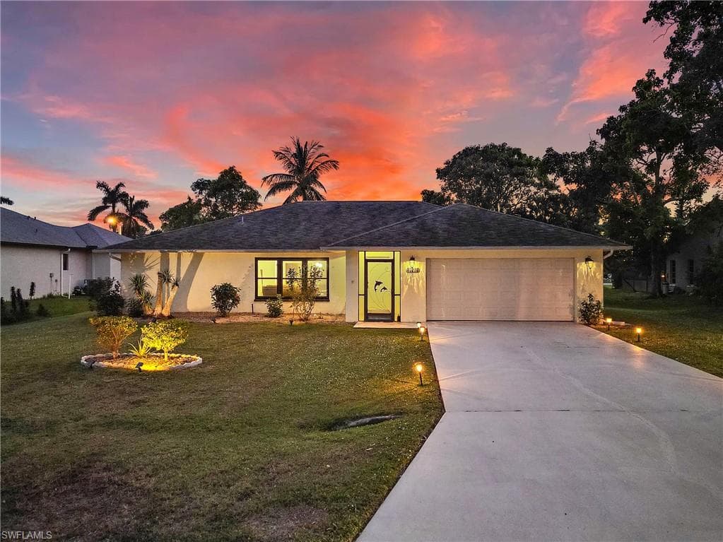 10270 Enoch LN BONITA SPRINGS, FL 34135
