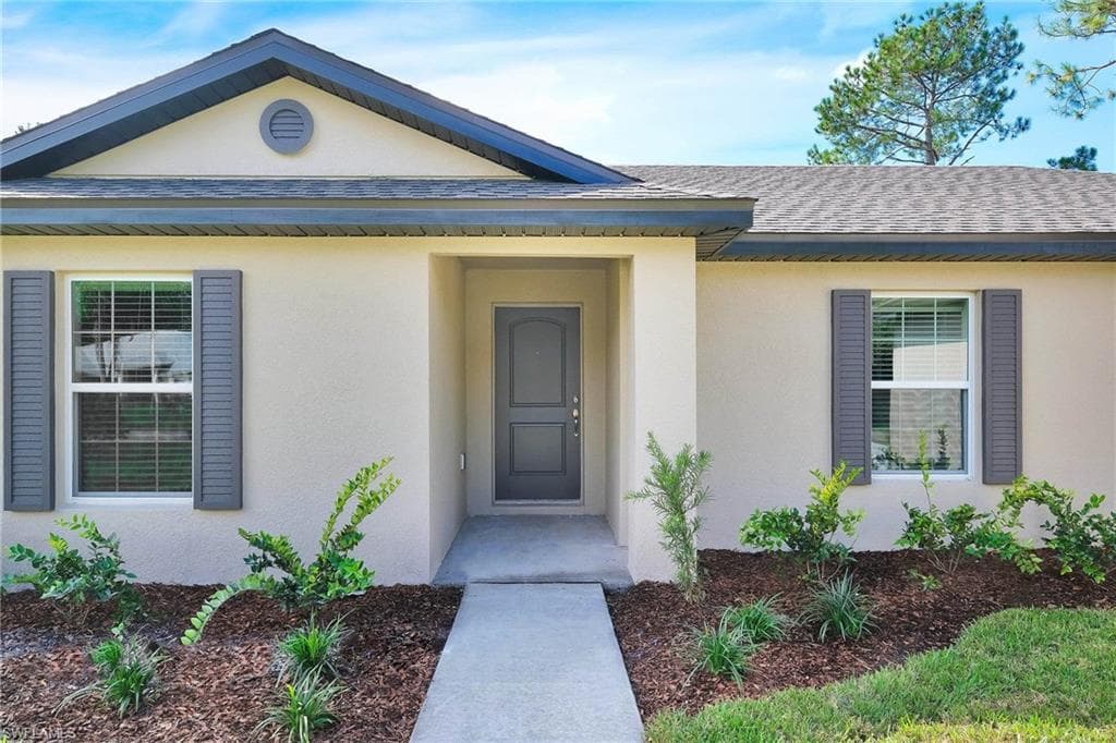 824 Rocaille AVE FORT MYERS, FL 33913