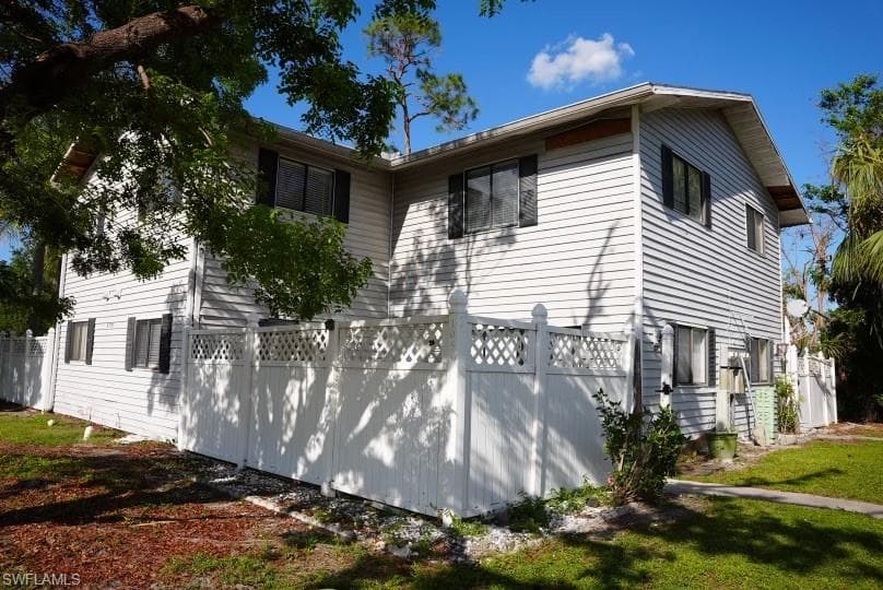 11929 Corinne Lee CT 104 FORT MYERS, FL 33907