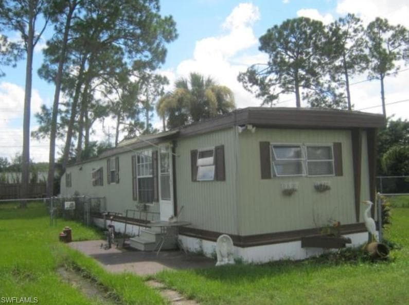 18360 Ace RD NORTH FORT MYERS, FL 33917