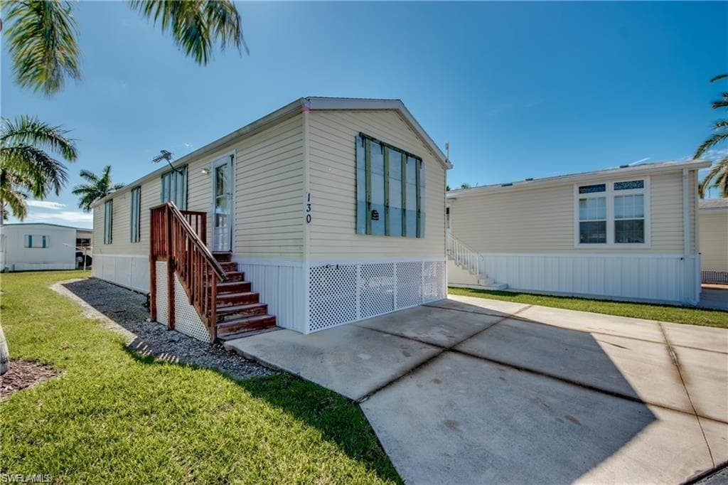130 Cortez WAY FORT MYERS BEACH, FL 33931
