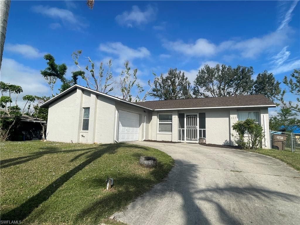 123 SW 19TH LN CAPE CORAL, FL 33991