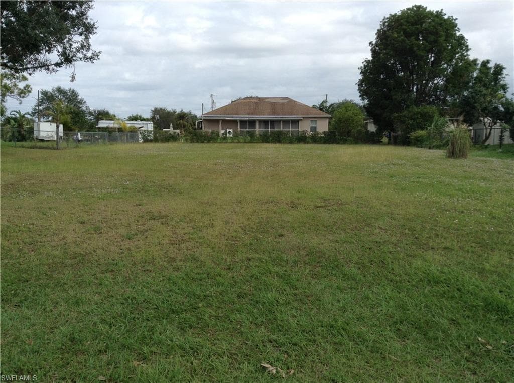 702 Homer AVE N LEHIGH ACRES, FL 33971