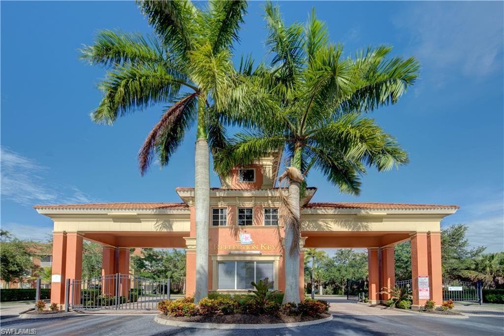 14951 Reflection Key CIR 523 FORT MYERS, FL 33907