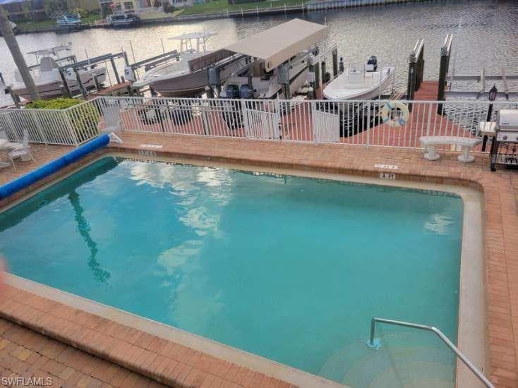4632 SE 5th PL 10 CAPE CORAL, FL 33904
