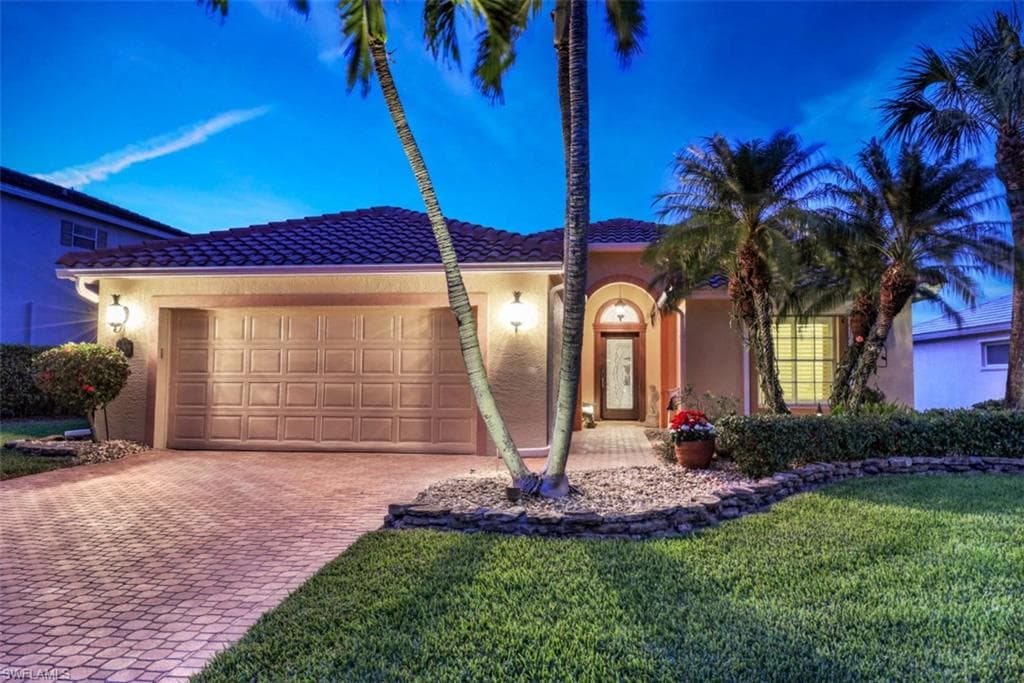 25670 Springtide CT BONITA SPRINGS, FL 34135