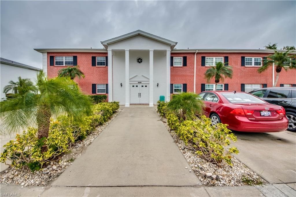 1466 Myerlee Country Club BLVD 2B FORT MYERS, FL 33919