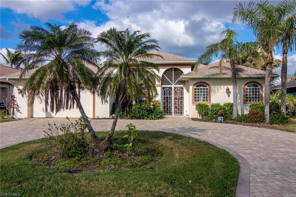 407 SE 21st ST CAPE CORAL, FL 33990