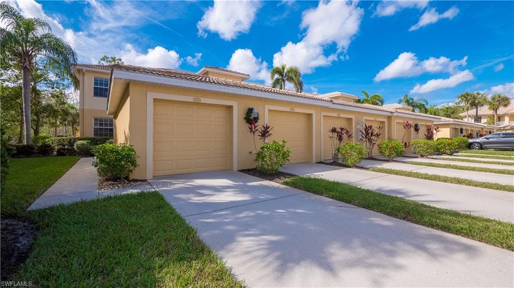 19420 Cromwell CT 101 FORT MYERS, FL 33912