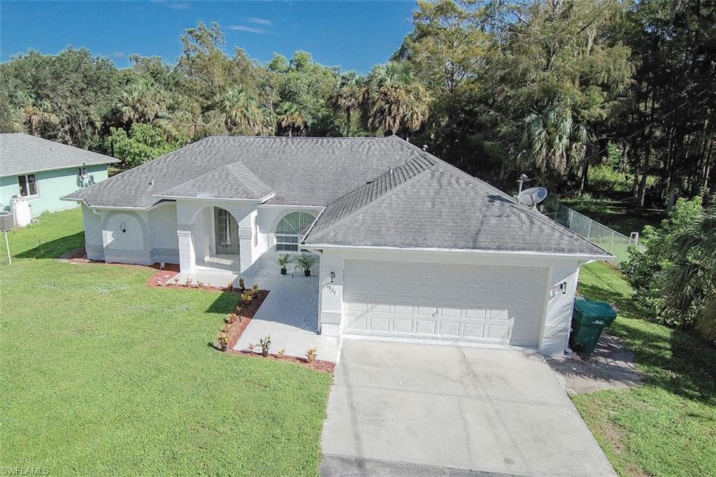 5931 Lancewood WAY NAPLES, FL 34116