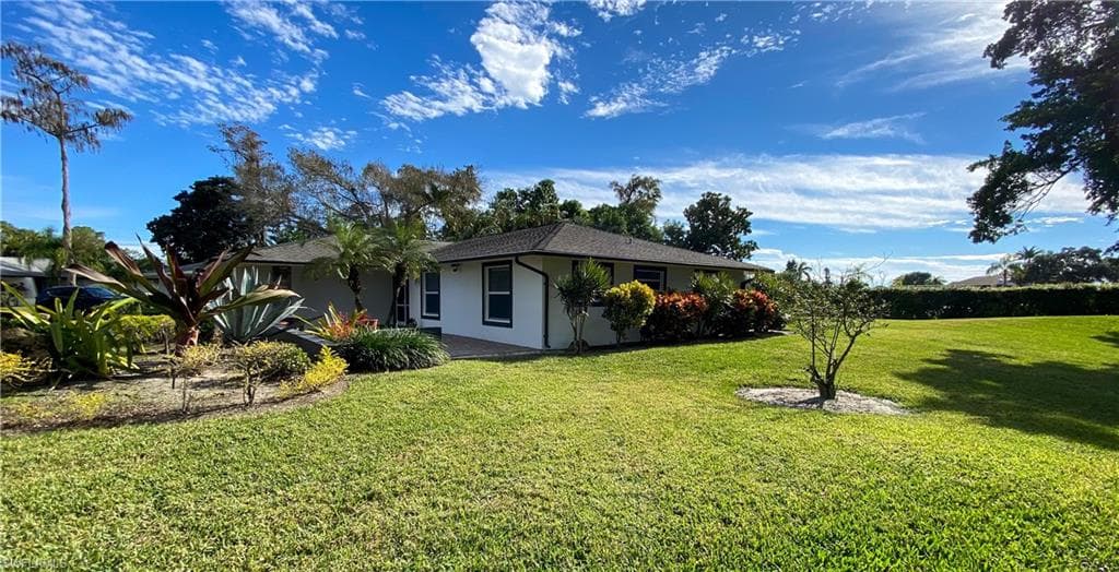 400 Marathon CT NAPLES, FL 34112