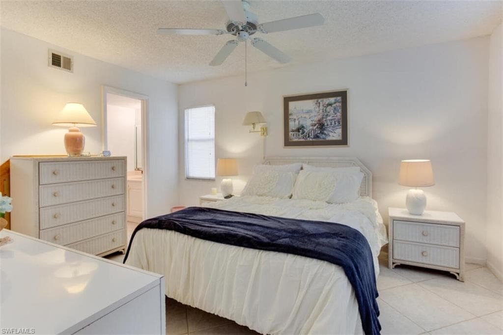 4258 27th CT SW 101 NAPLES, FL 34116