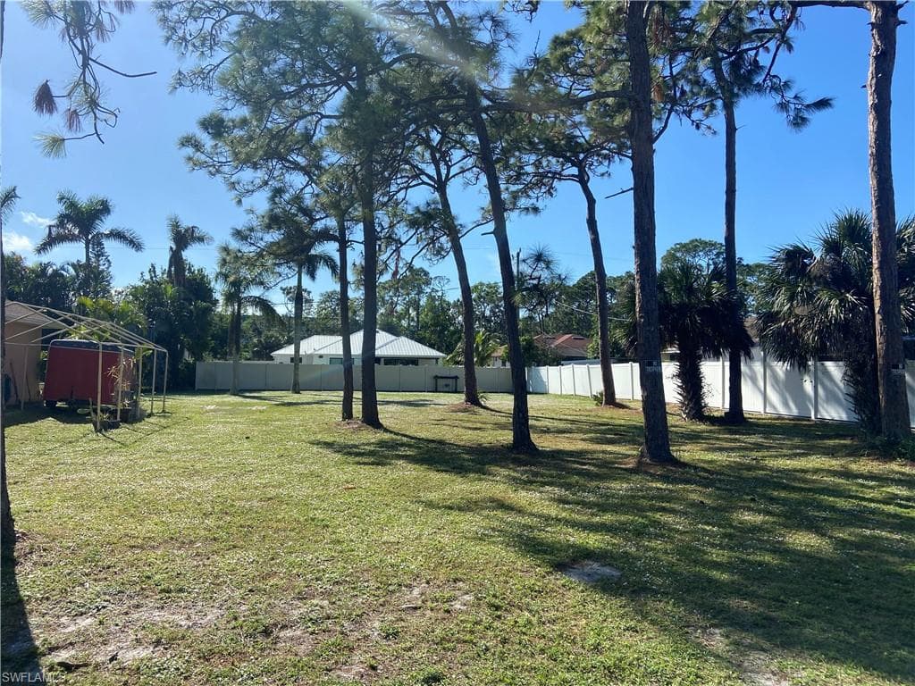 9280 Carolina ST BONITA SPRINGS, FL 34135