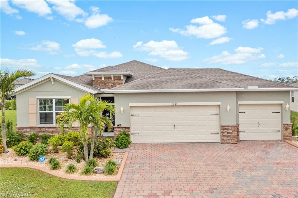 2641 Corona LN CAPE CORAL, FL 33909