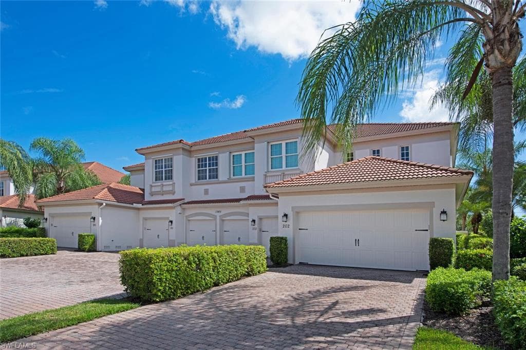 17491 Old Harmony DR 201 FORT MYERS, FL 33905