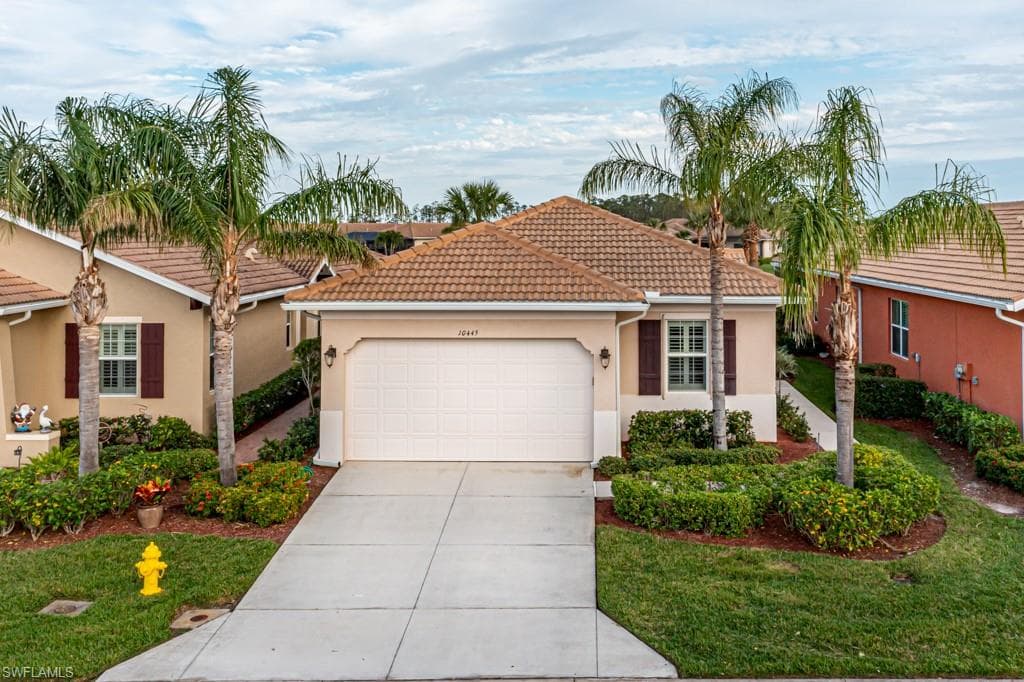 10445 Materita DR FORT MYERS, FL 33913