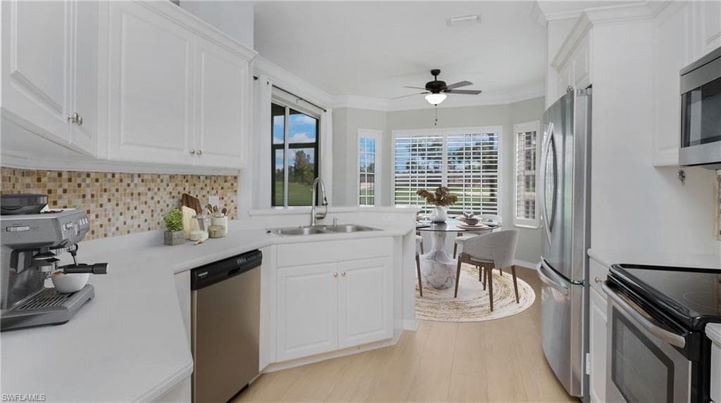 7000 Pinnacle LN 1402 NAPLES, FL 34110
