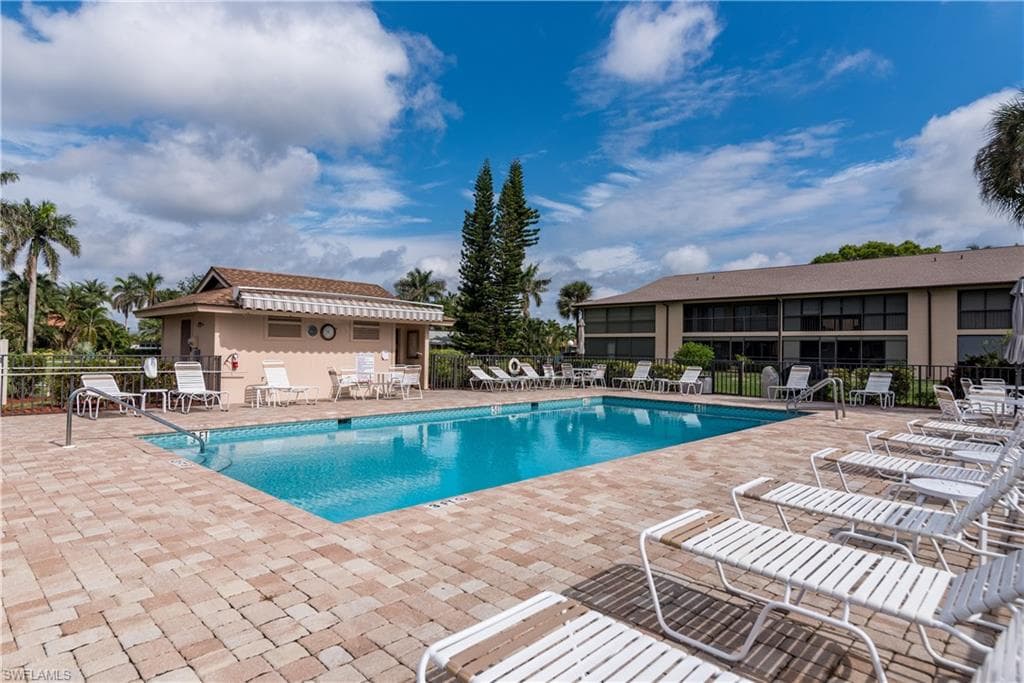 240 Pebble Beach CIR F204 NAPLES, FL 34113