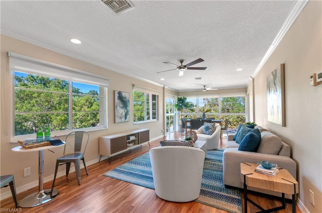 606 Broad AVE S J606 NAPLES, FL 34102