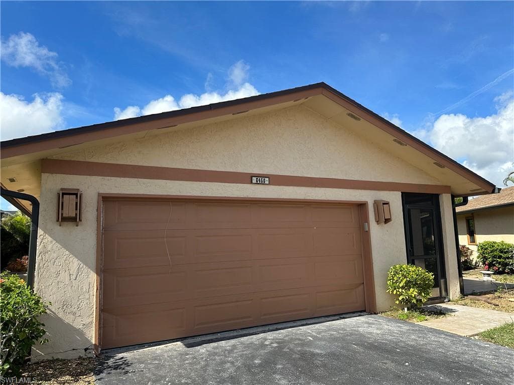 6456 Royal Woods DR FORT MYERS, FL 33908