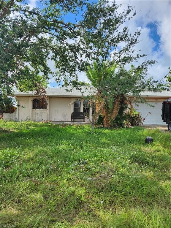 1706 Country Club BLVD CAPE CORAL, FL 33990