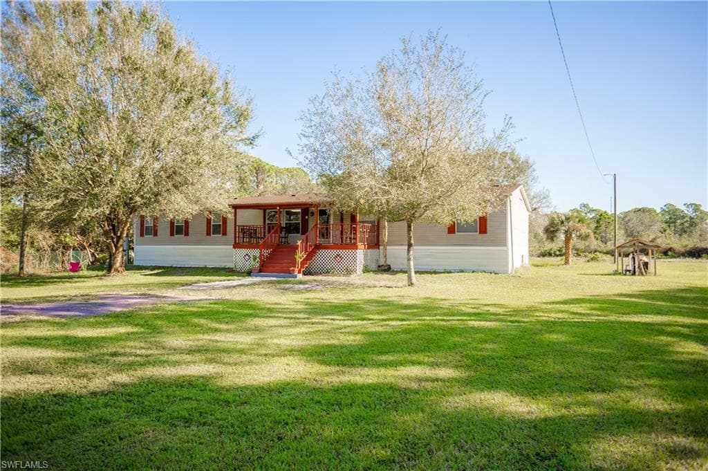 645 Palm ST CLEWISTON, FL 33440