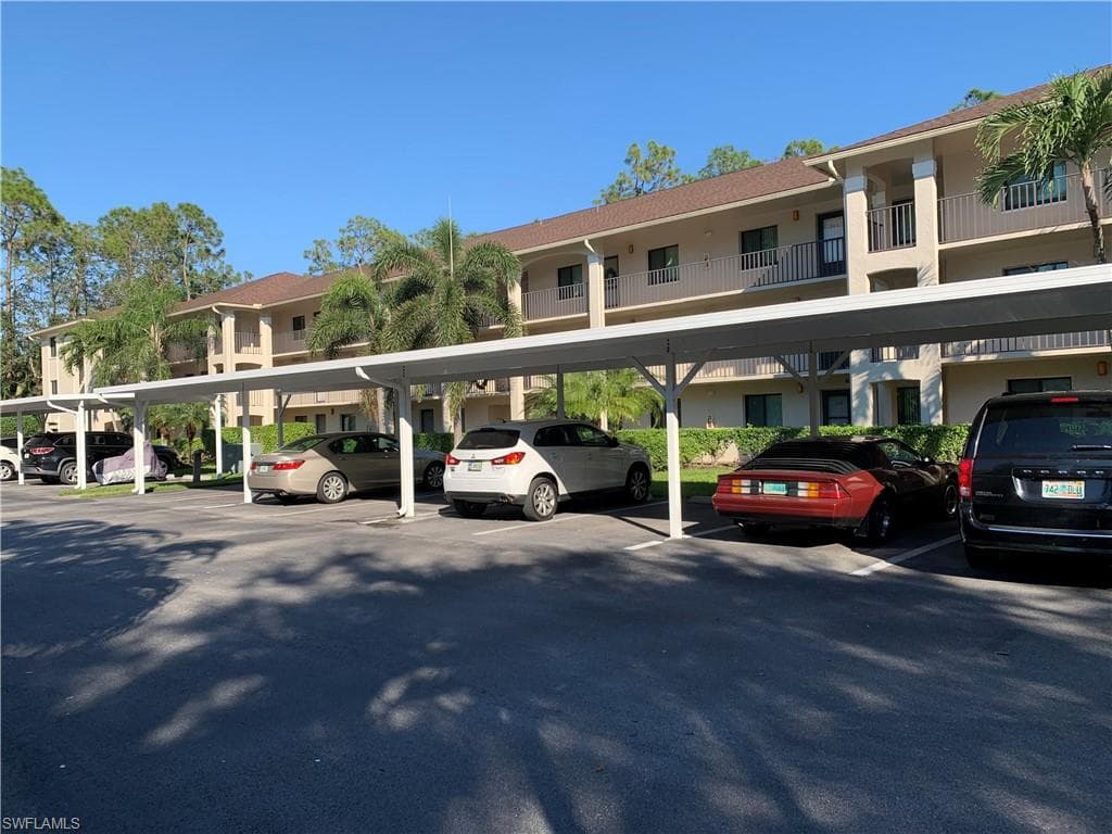 5767 Deauville CIR D305 NAPLES, FL 34112