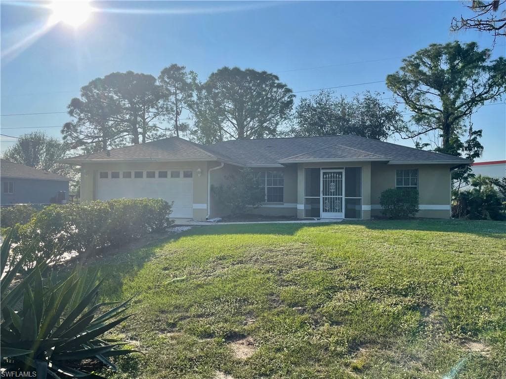 3008 Wallace AVE LEHIGH ACRES, FL 33973