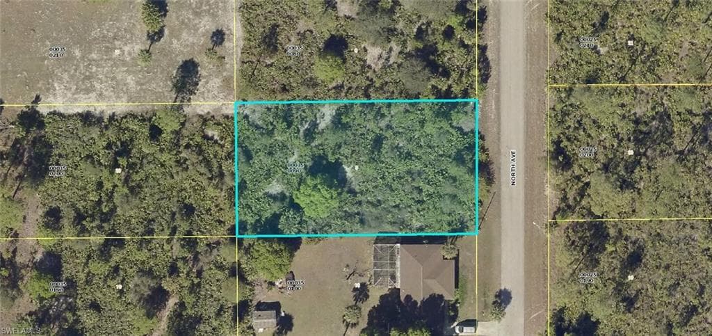 611 North AVE LEHIGH ACRES, FL 33972