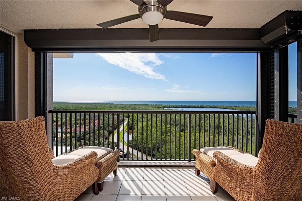 6825 Grenadier BLVD 1002 NAPLES, FL 34108