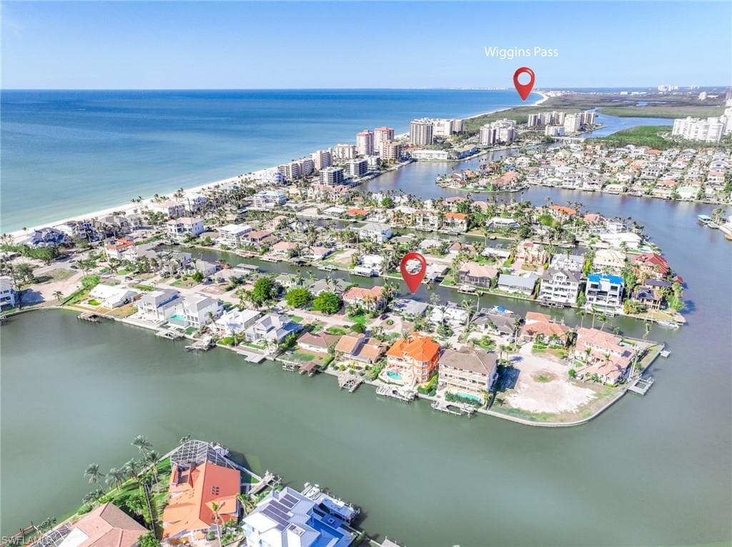 223 Bayview AVE NAPLES, FL 34108