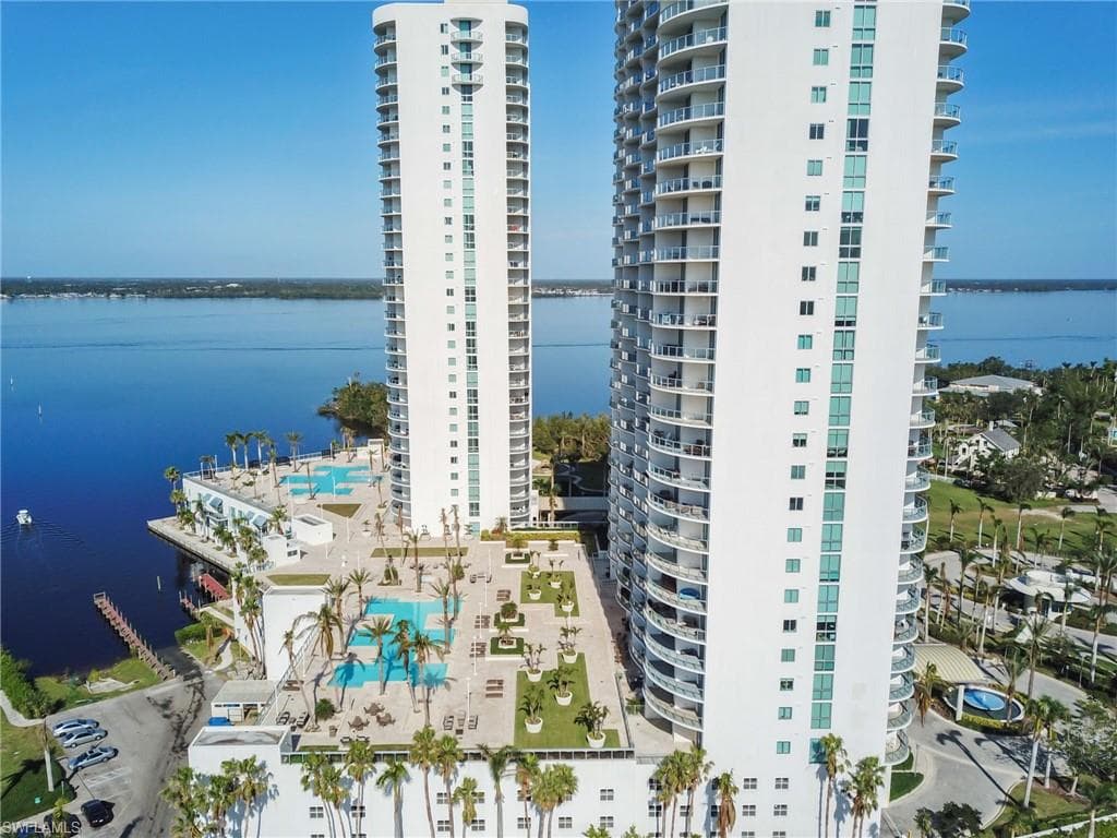 3000 Oasis Grand BLVD 905 FORT MYERS, FL 33916