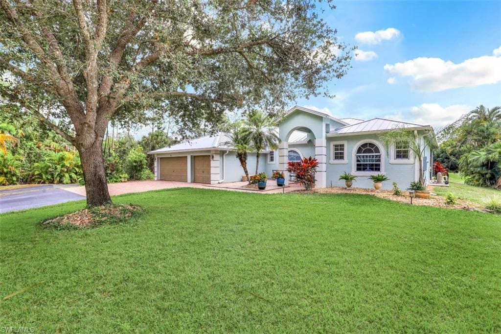 840 10th AVE NE NAPLES, FL 34120