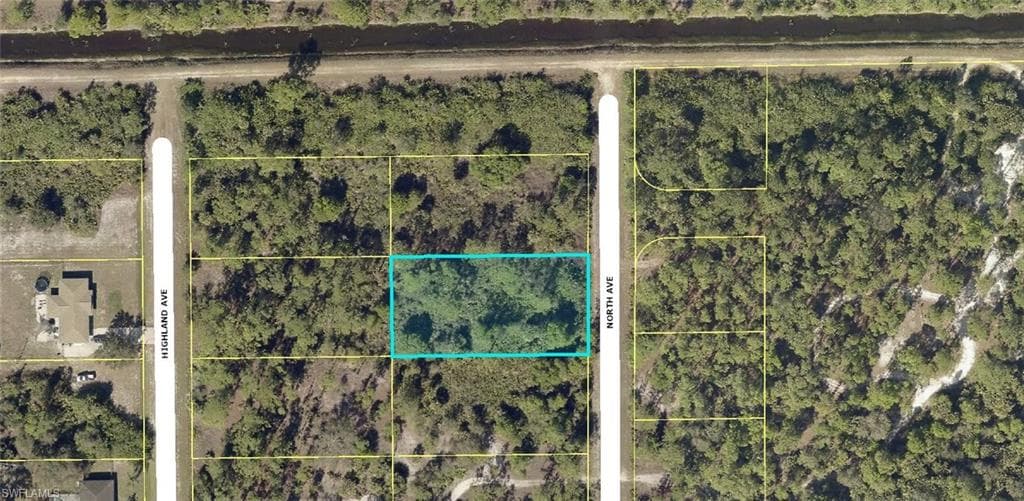719 North AVE LEHIGH ACRES, FL 33972