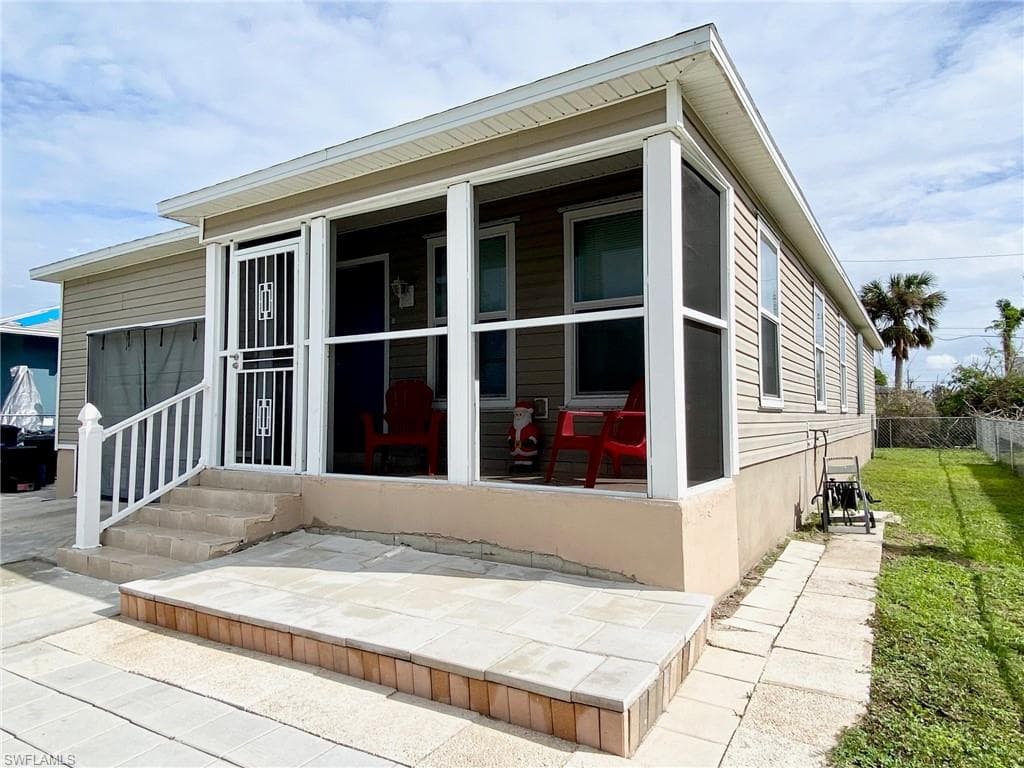 15311 Wall DR FORT MYERS, FL 33908
