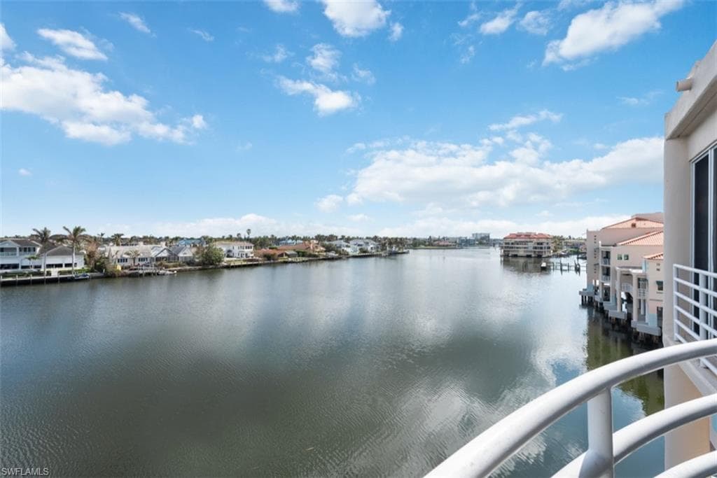 4530 Gulf Shore BLVD N 2-312 NAPLES, FL 34103