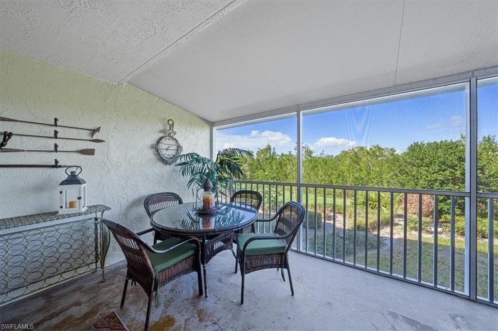 100 Stevens Landing DR 104 MARCO ISLAND, FL 34145