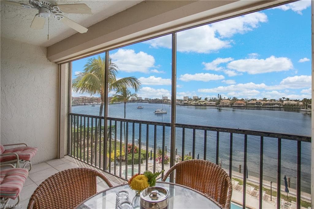 838 Elkcam CIR 408 MARCO ISLAND, FL 34145