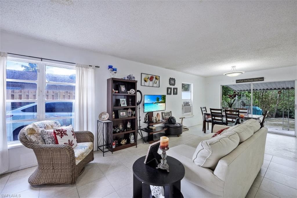 3400 Canal ST NAPLES, FL 34112