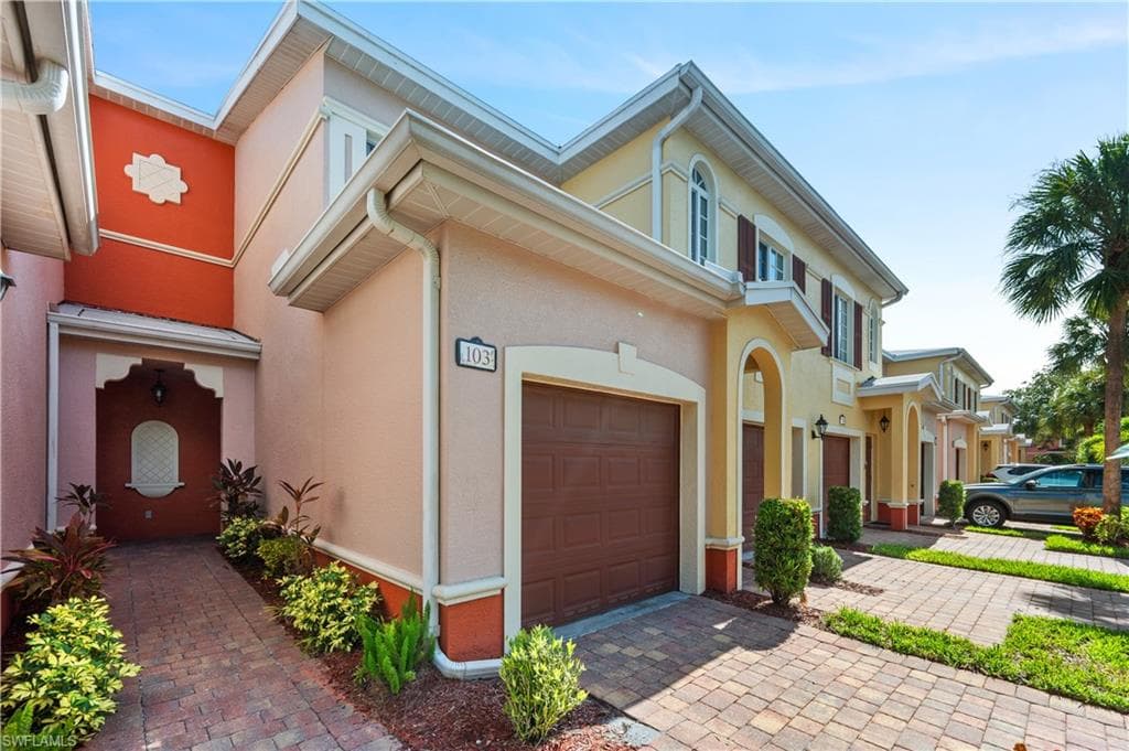 20140 Estero Gardens CIR 103