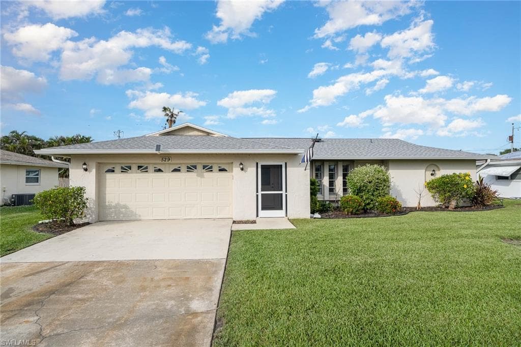 529 SE 35th ST CAPE CORAL, FL 33904