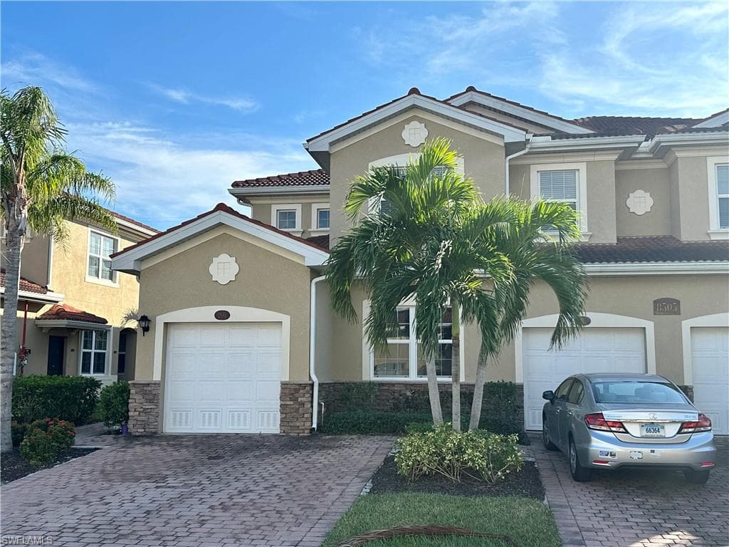 8505 Oakshade CIR 201 FORT MYERS, FL 33919