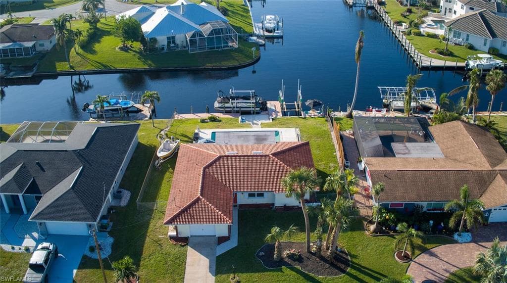 2130 Everest PKWY CAPE CORAL, FL 33904