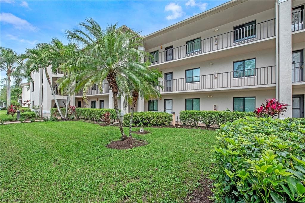 5733 Deauville CIR G303 NAPLES, FL 34112
