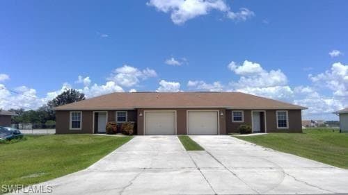 2425 Park RD LEHIGH ACRES, FL 33971