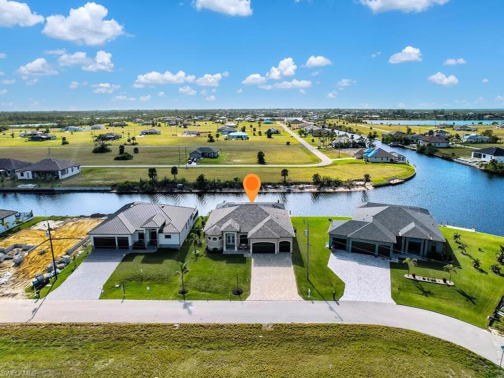 4208 NW 39th LN CAPE CORAL, FL 33993