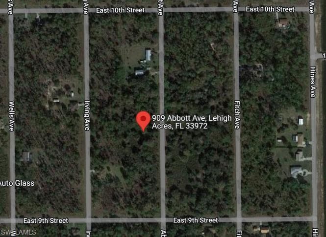 909 Abbott AVE LEHIGH ACRES, FL 33972