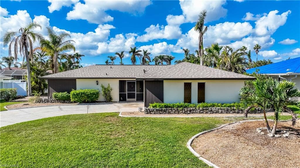 3502 SE 22nd PL CAPE CORAL, FL 33904